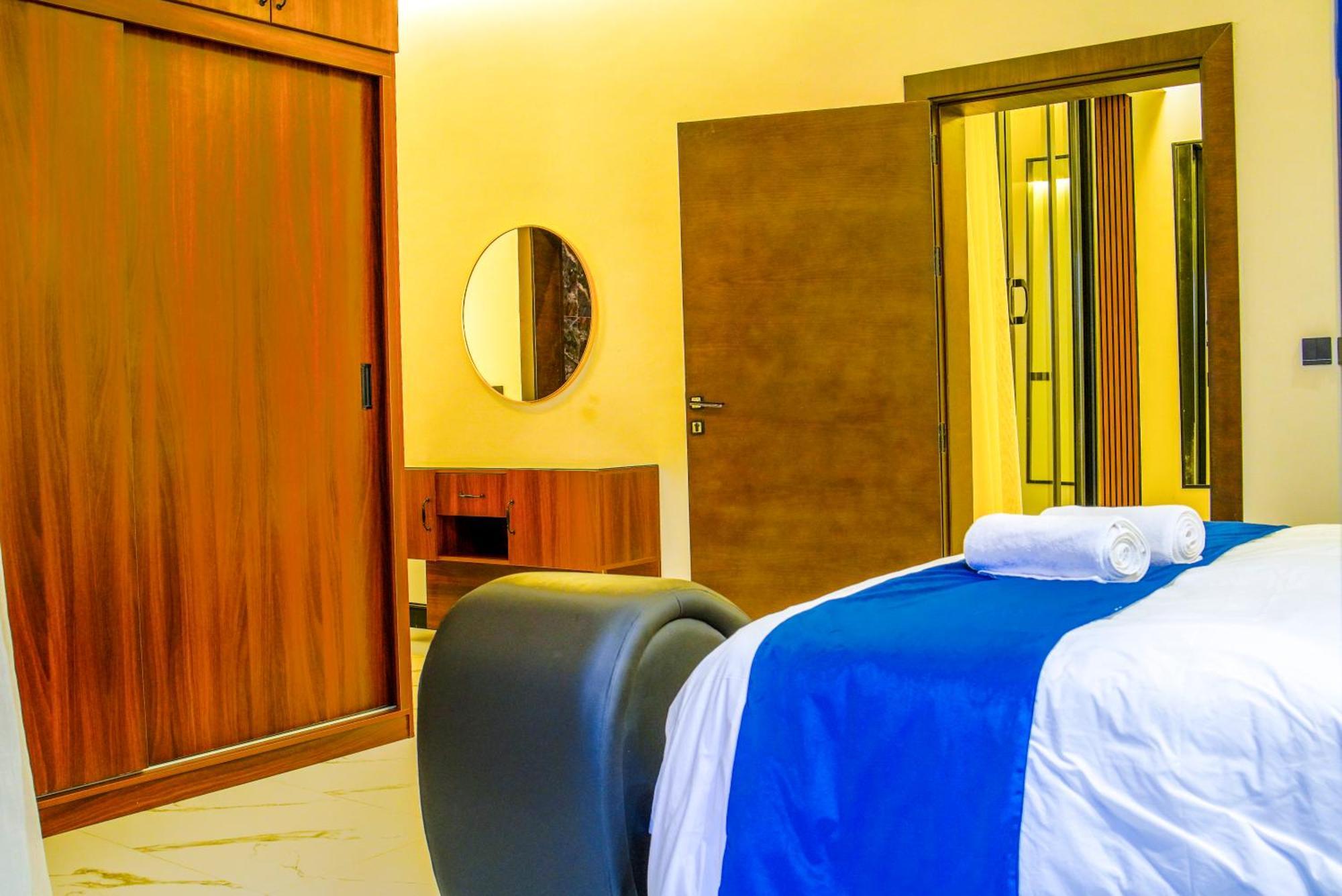 The Land Resort Riaad Buitenkant foto
