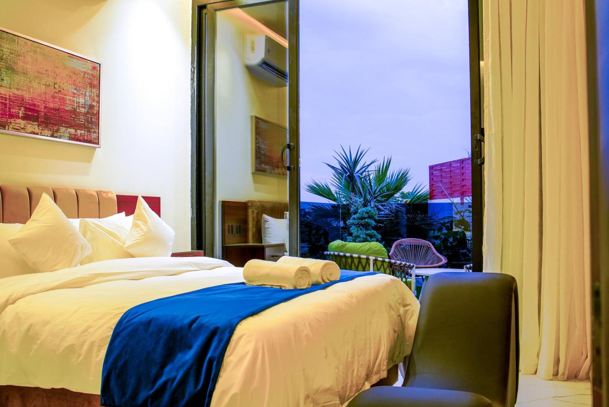 The Land Resort Riaad Buitenkant foto